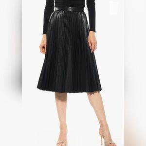 Monteau Black Pleated Faux-Leather Midi Skirt